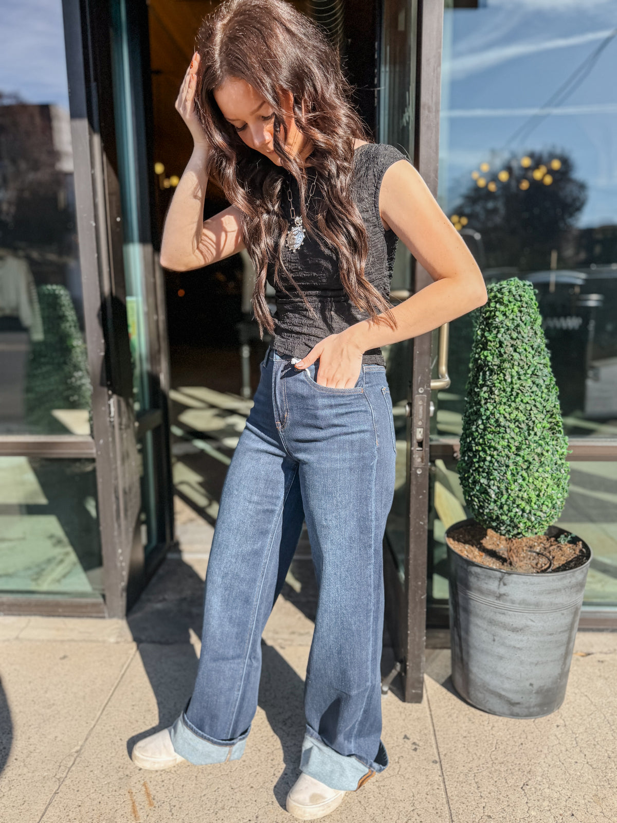 THE OLIVIA HIGH-RISE DARK WASH JEANS