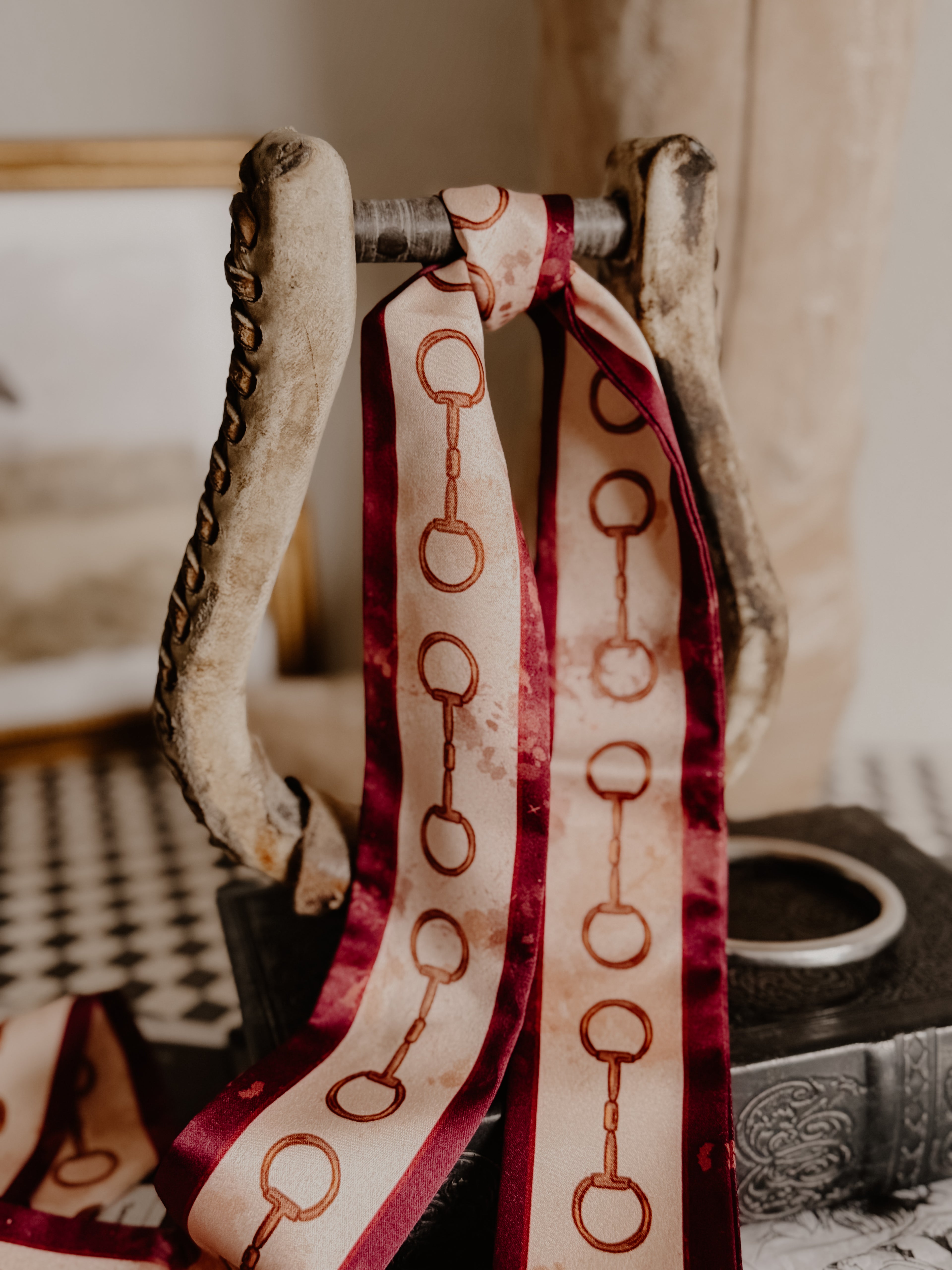 THE SNAFFLE BIT SILK TWILLY￼￼