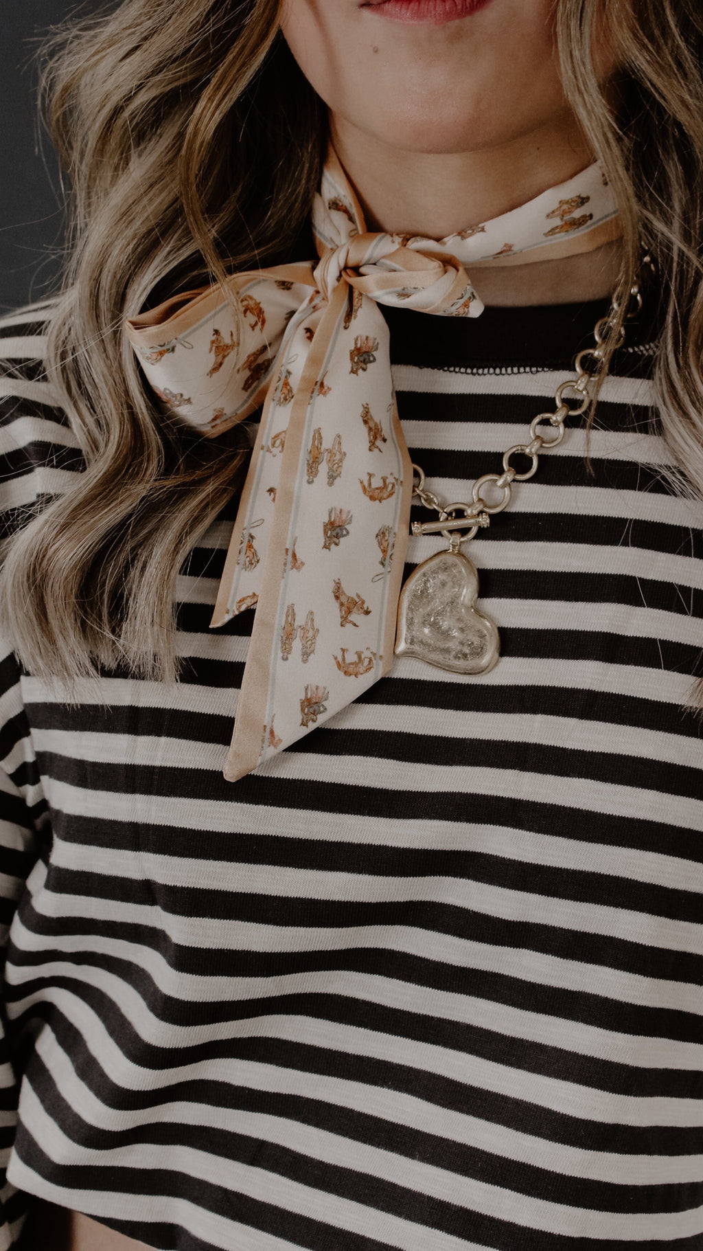 HAMMERED METAL HEART PENDANT NECKLACE