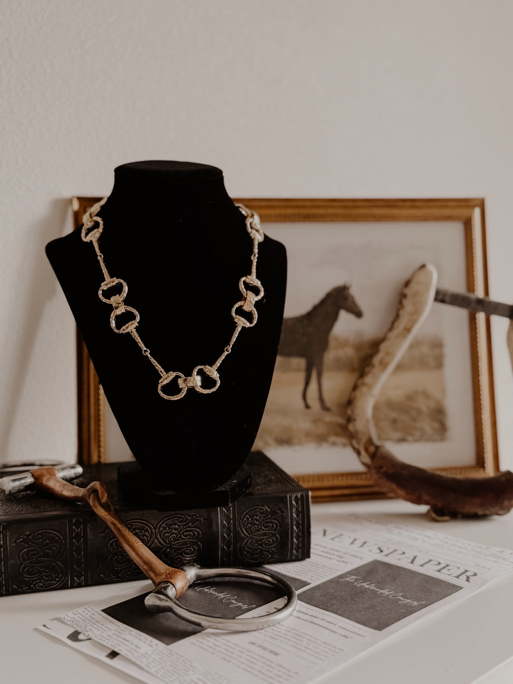HORSEBIT HAMMERED NECKLACE