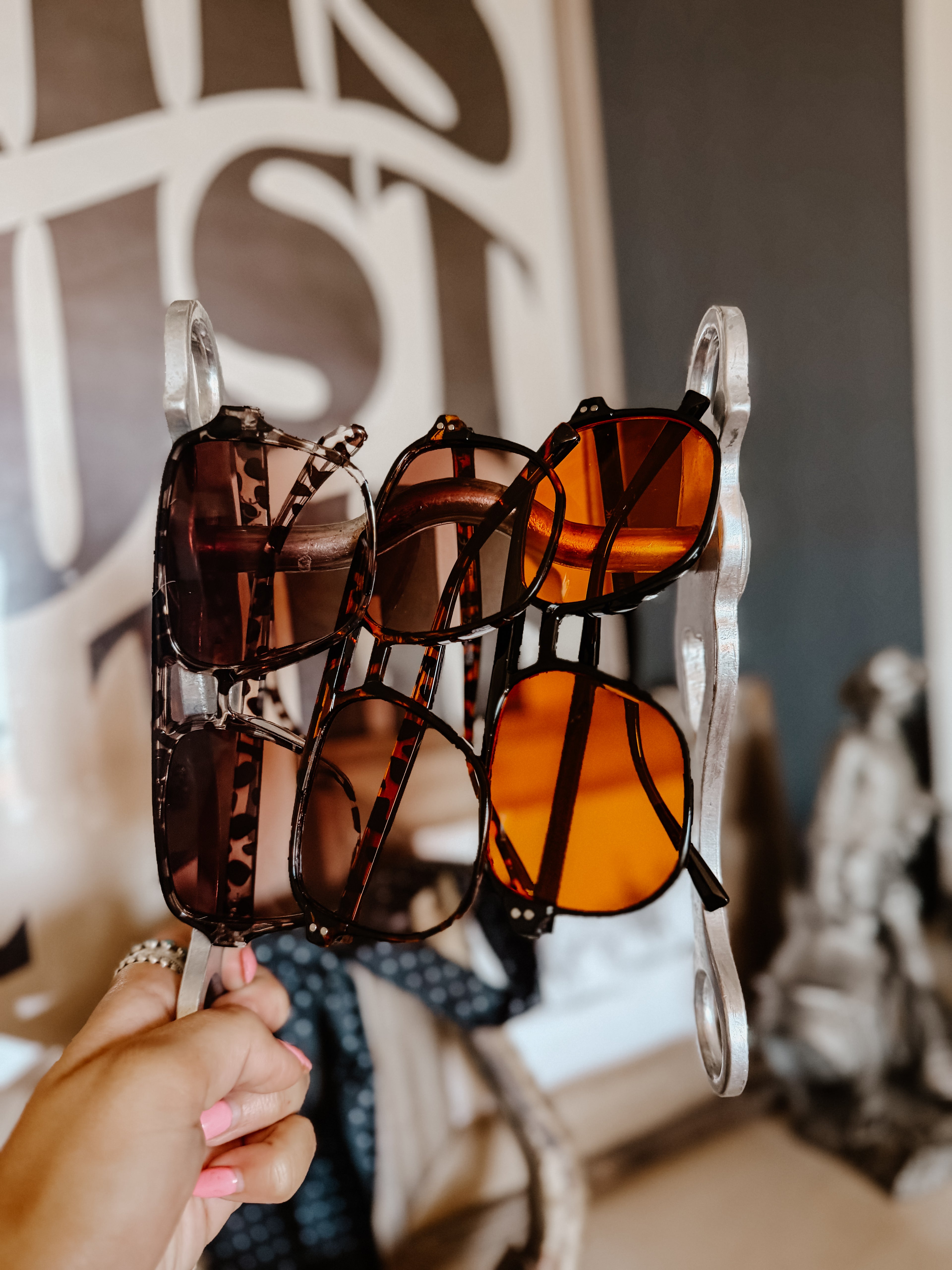 THE WAYLON SUNNIES