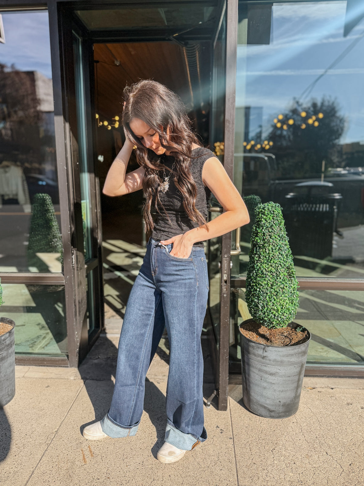 THE OLIVIA HIGH-RISE DARK WASH JEANS
