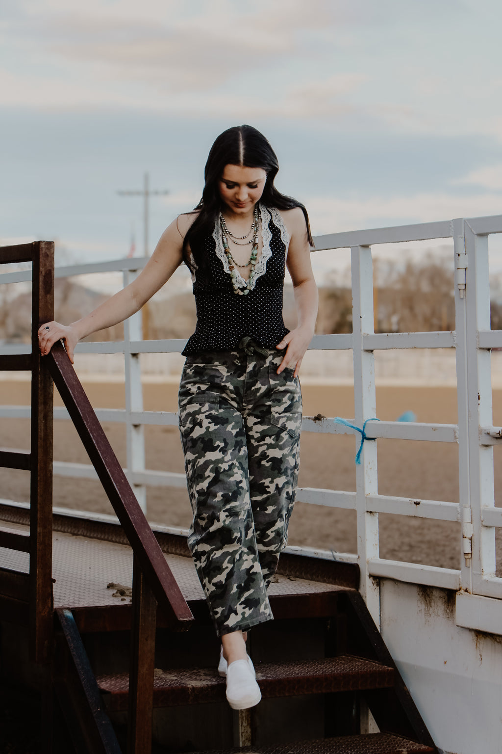THE CINCH CAMO BARREL JEANS￼