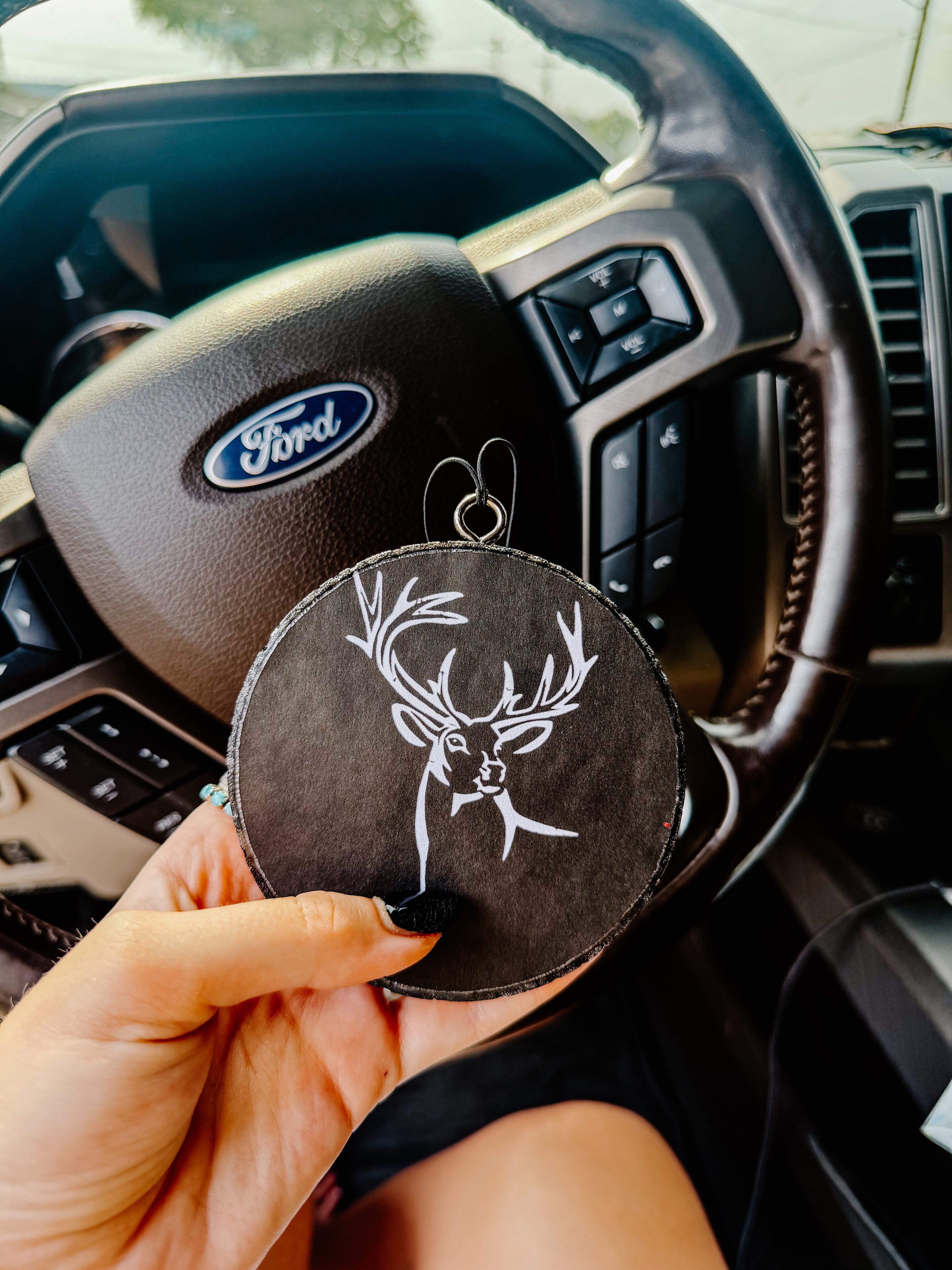 BLK DEER FRESHIE