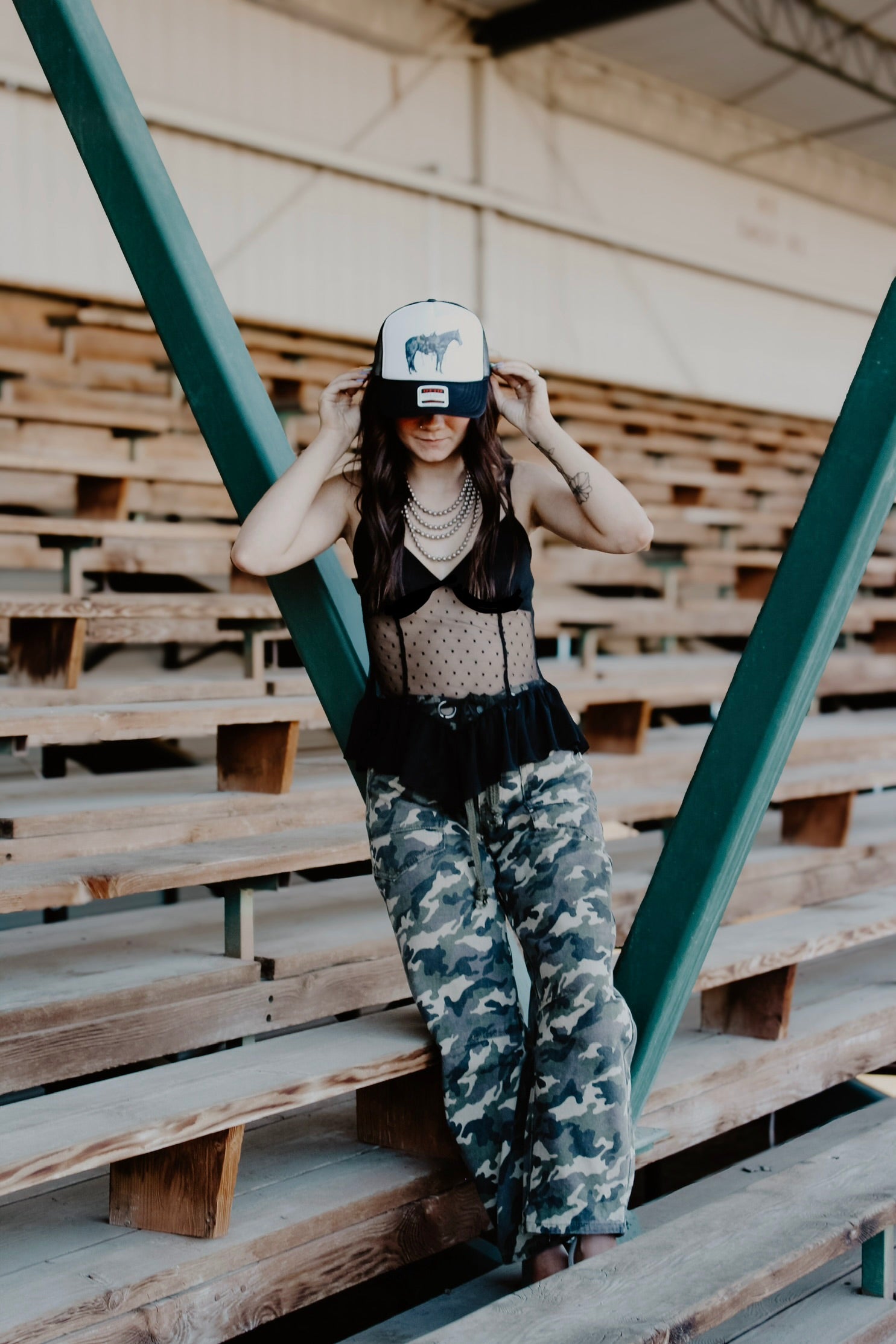 THE BLUE ROAN VINTAGE PONY TRUCKER