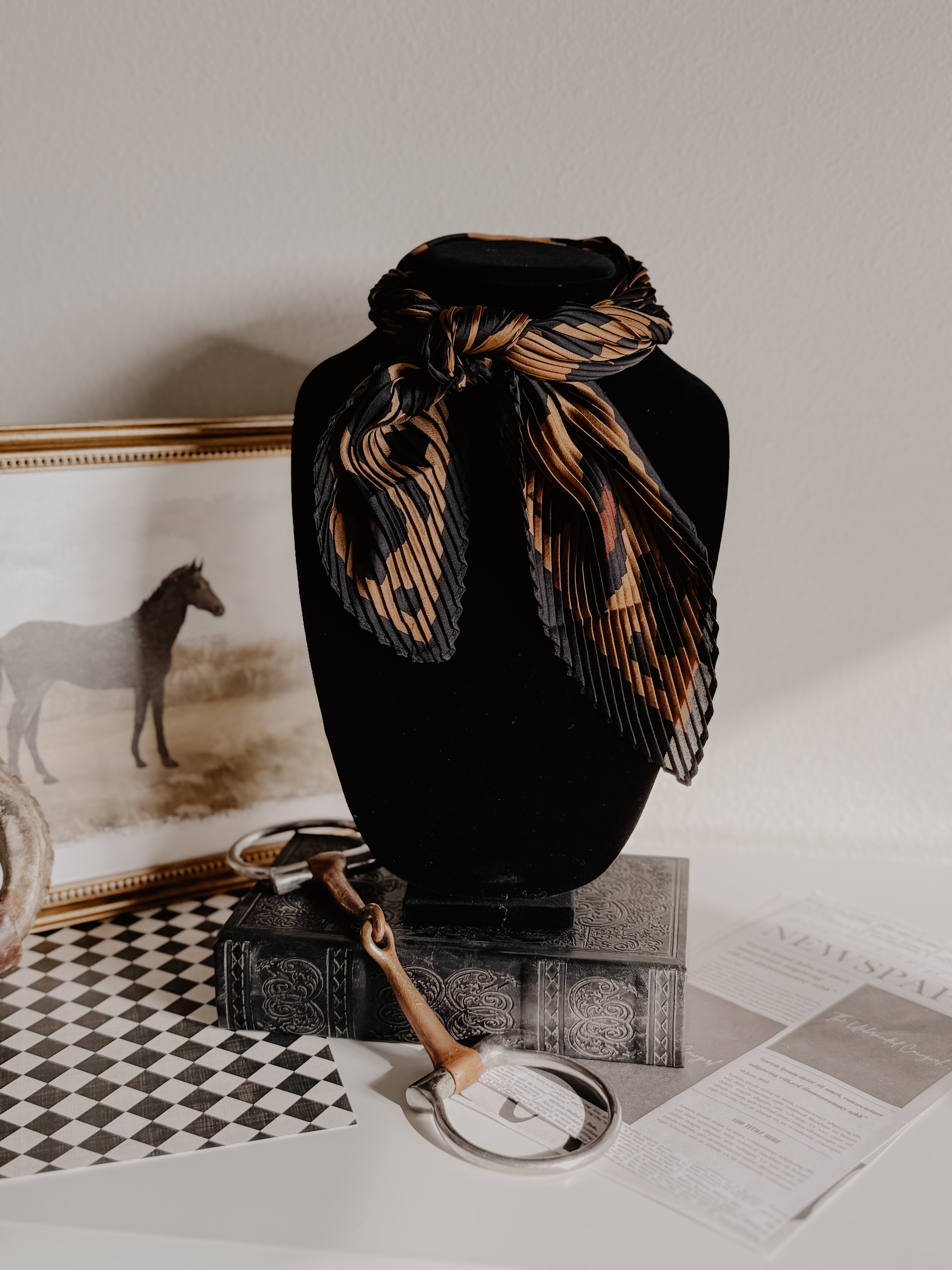 CHEETAH TWILLY NECK SCARF