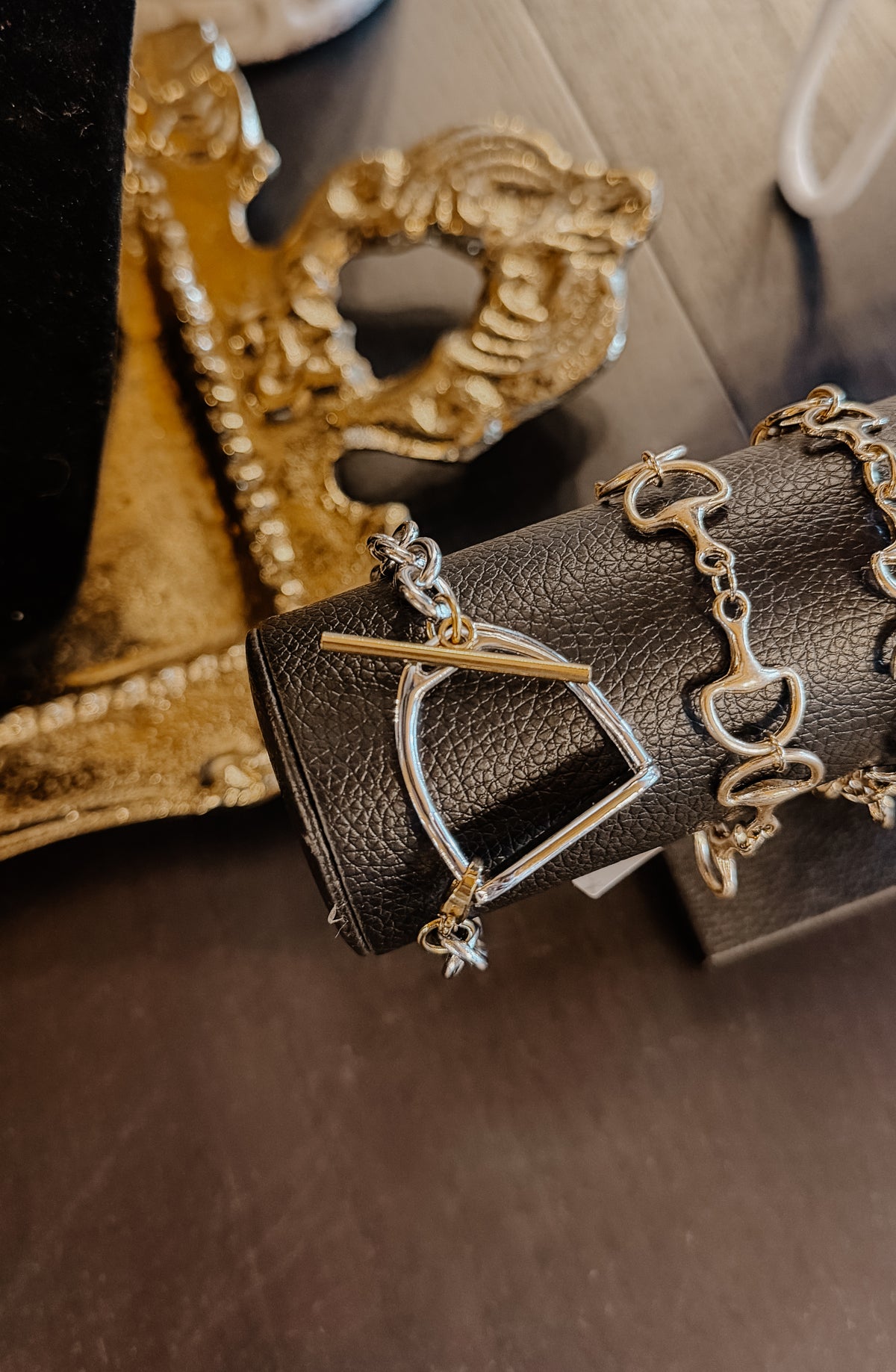 THE STAINLESS STEEL STIRRUP IRON BRACELET￼￼