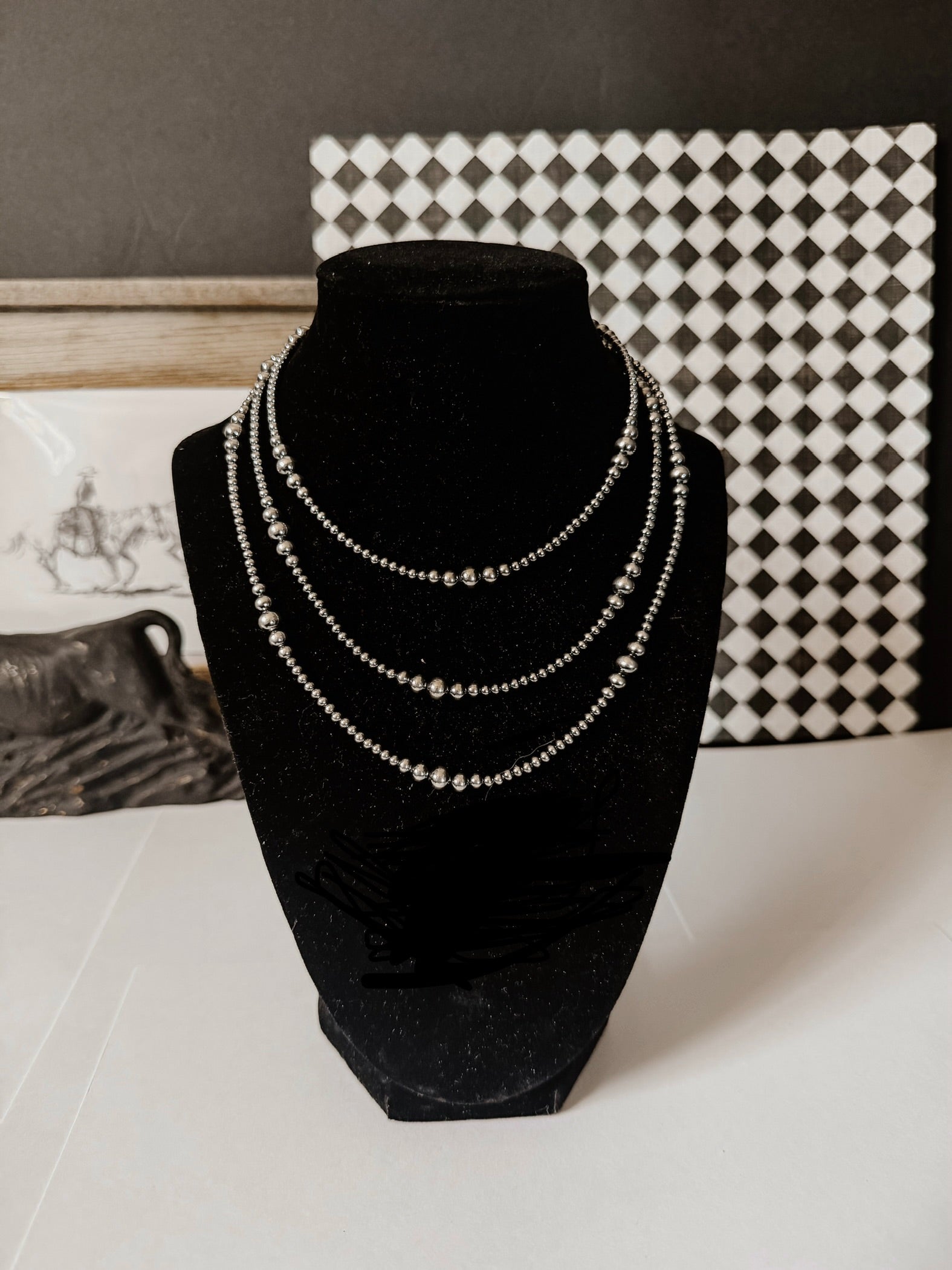 THE GRADUATED BAILEY NECKLACE 14” 16” 18”
