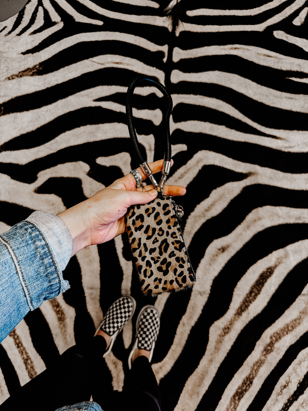 THE WILD MESA WRISTLET WALLET
