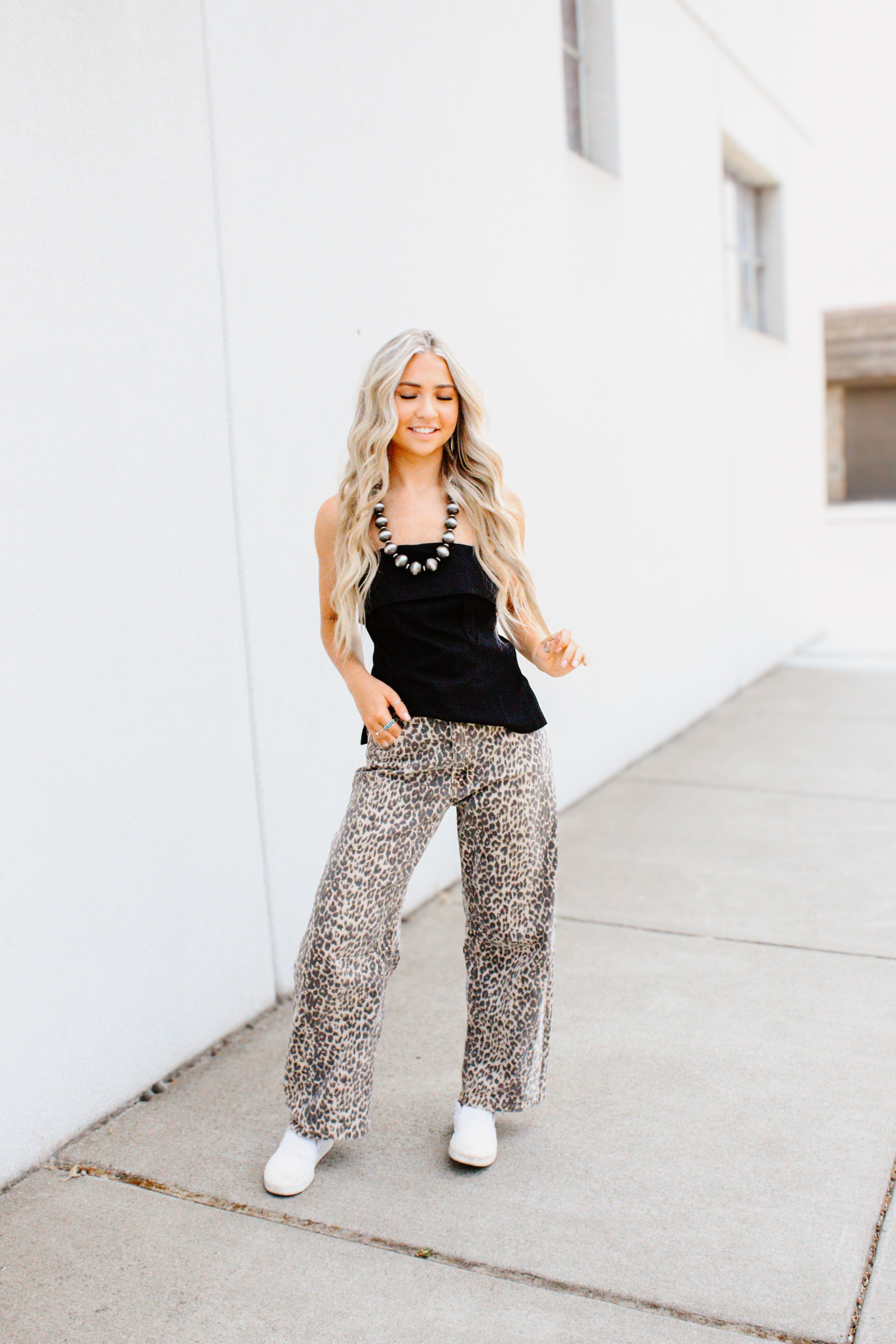 THE TESS SIDE SLIT TOP