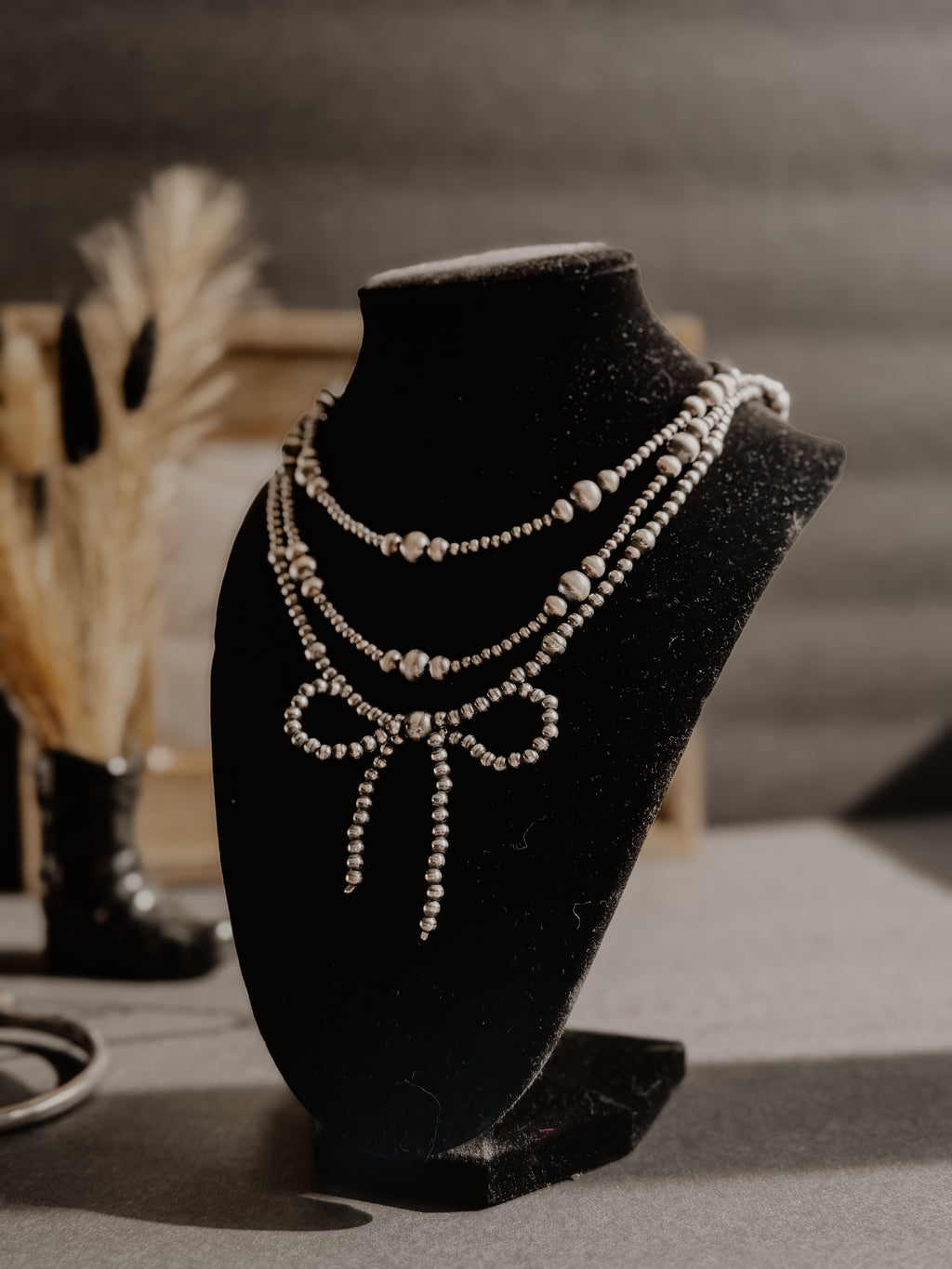 THE EMMA BOW NECKLACE￼￼