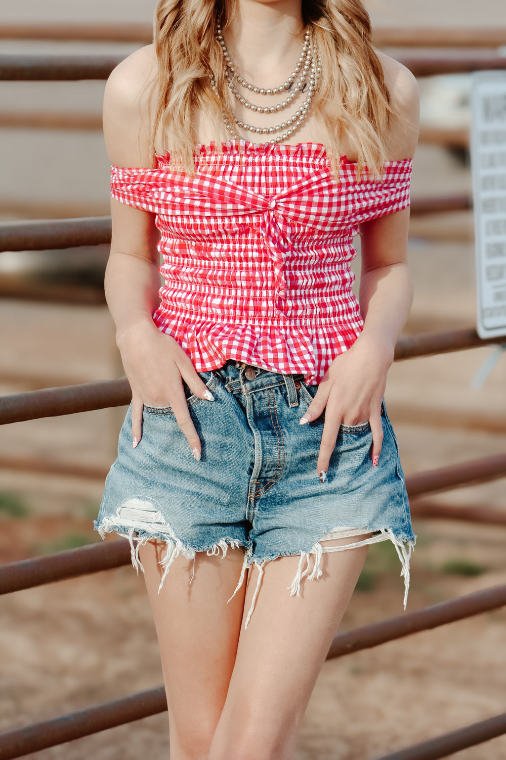 THE EMERY TOP￼