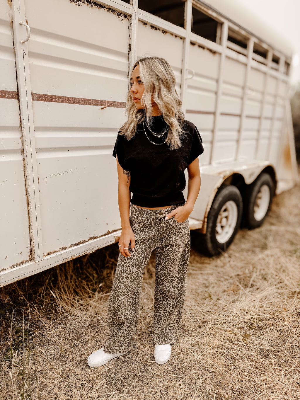 THE TAYLOR MOCK SWEATER TOP