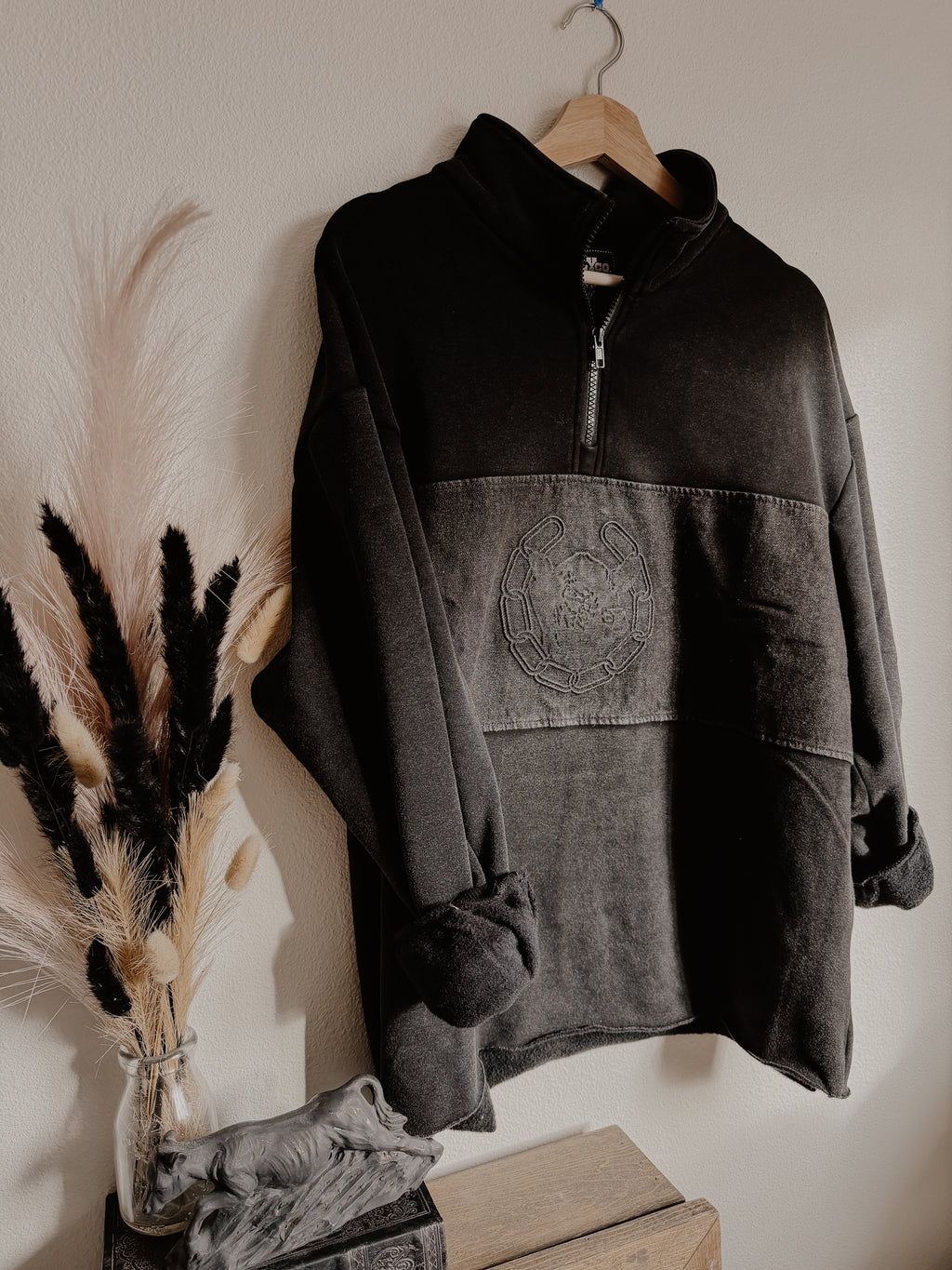 THE HARTFORD HERITAGE QUARTER-ZIP PULLOVER