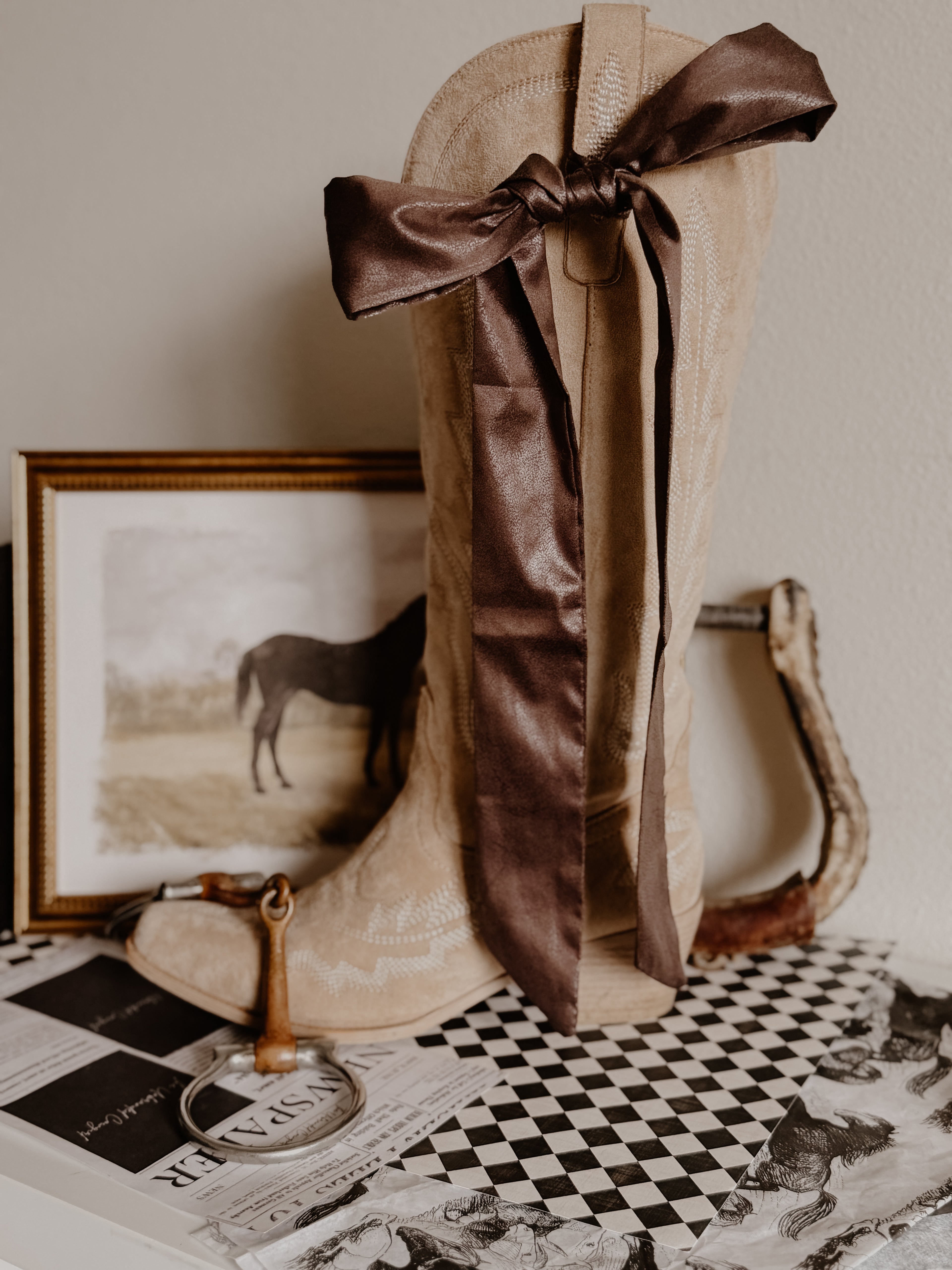 THE LACE LEATHER TWILLY