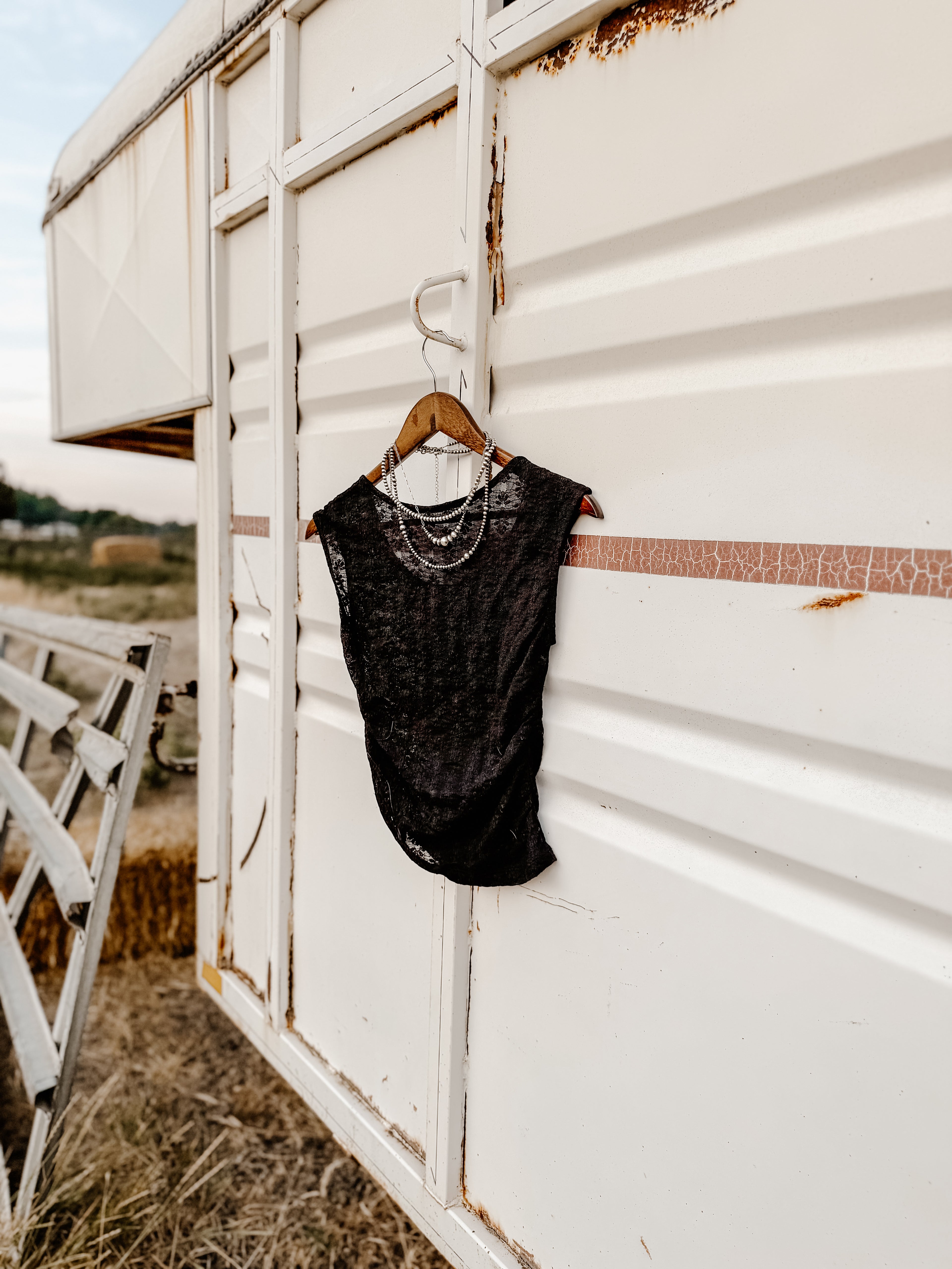 THE RAELYN LACE TOP