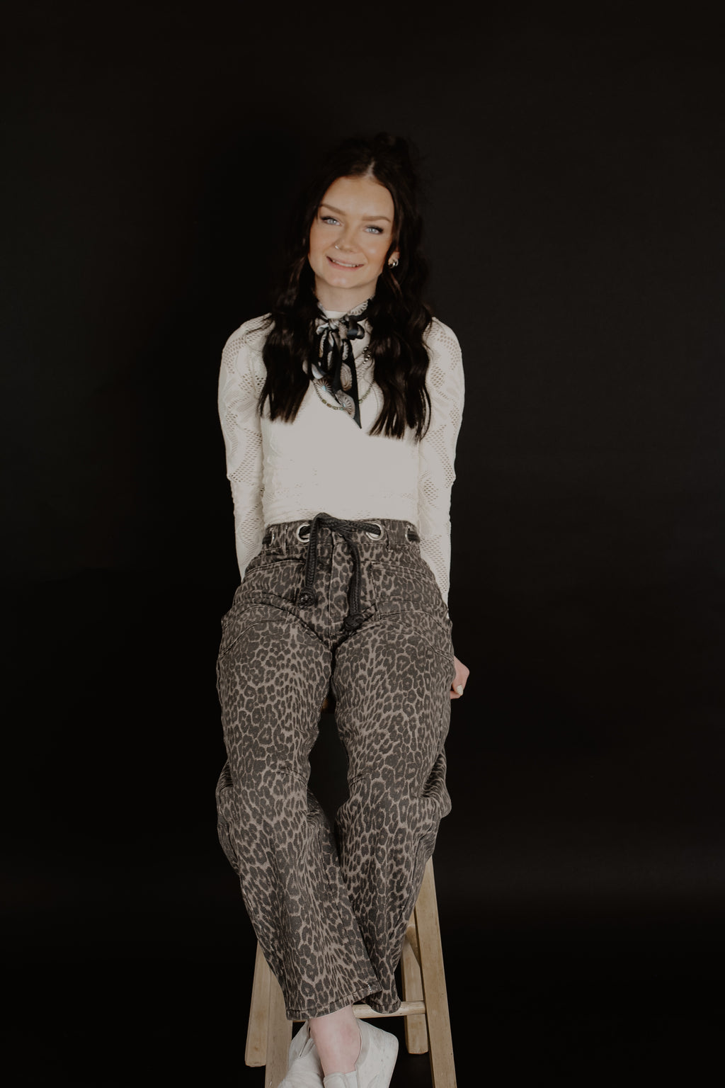 THE CINCH CHEETAH BARREL JEANS ￼