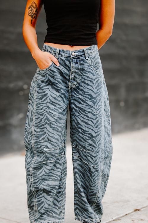 JADEN ZEBRA PRINT BARREL JEANS