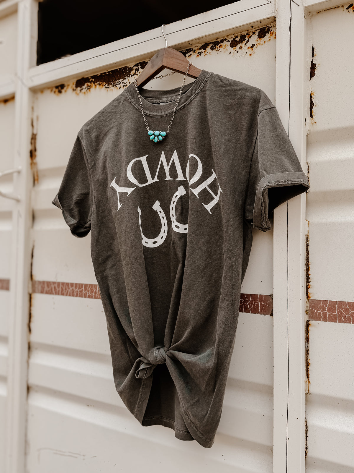HOWDY GIRL TEE