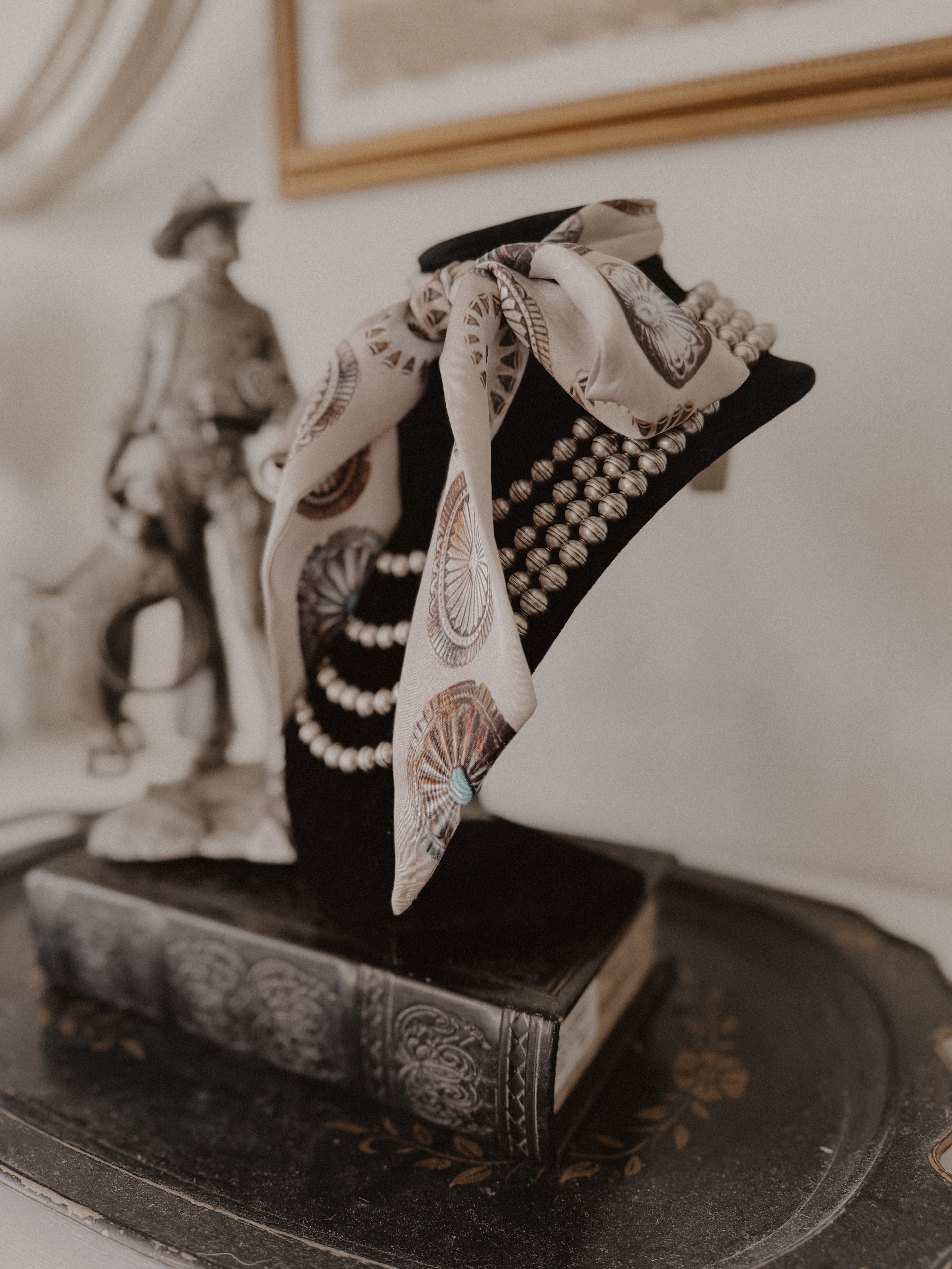 THE IVORY CONCH TWILLY ￼