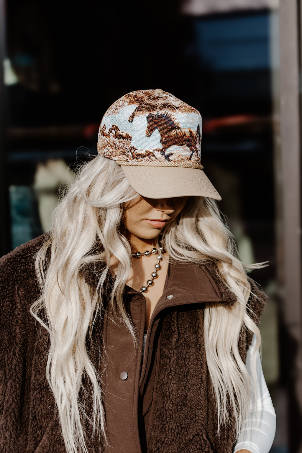 THE VINTAGE WESTERN ROPE TRUCKER