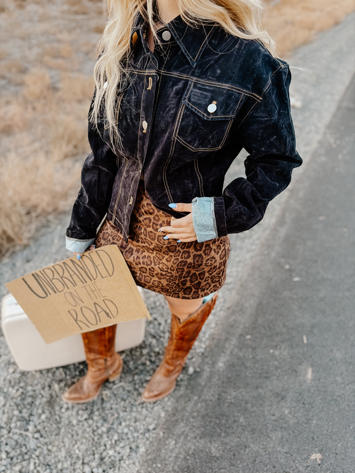 THE VEGAS AT MIDNIGHT SUEDE DENIM JACKET